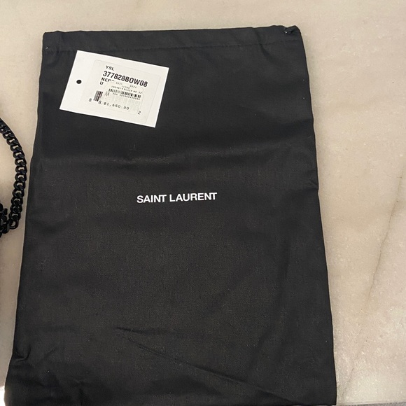 YSL Cassandre - Picture 4 of 15